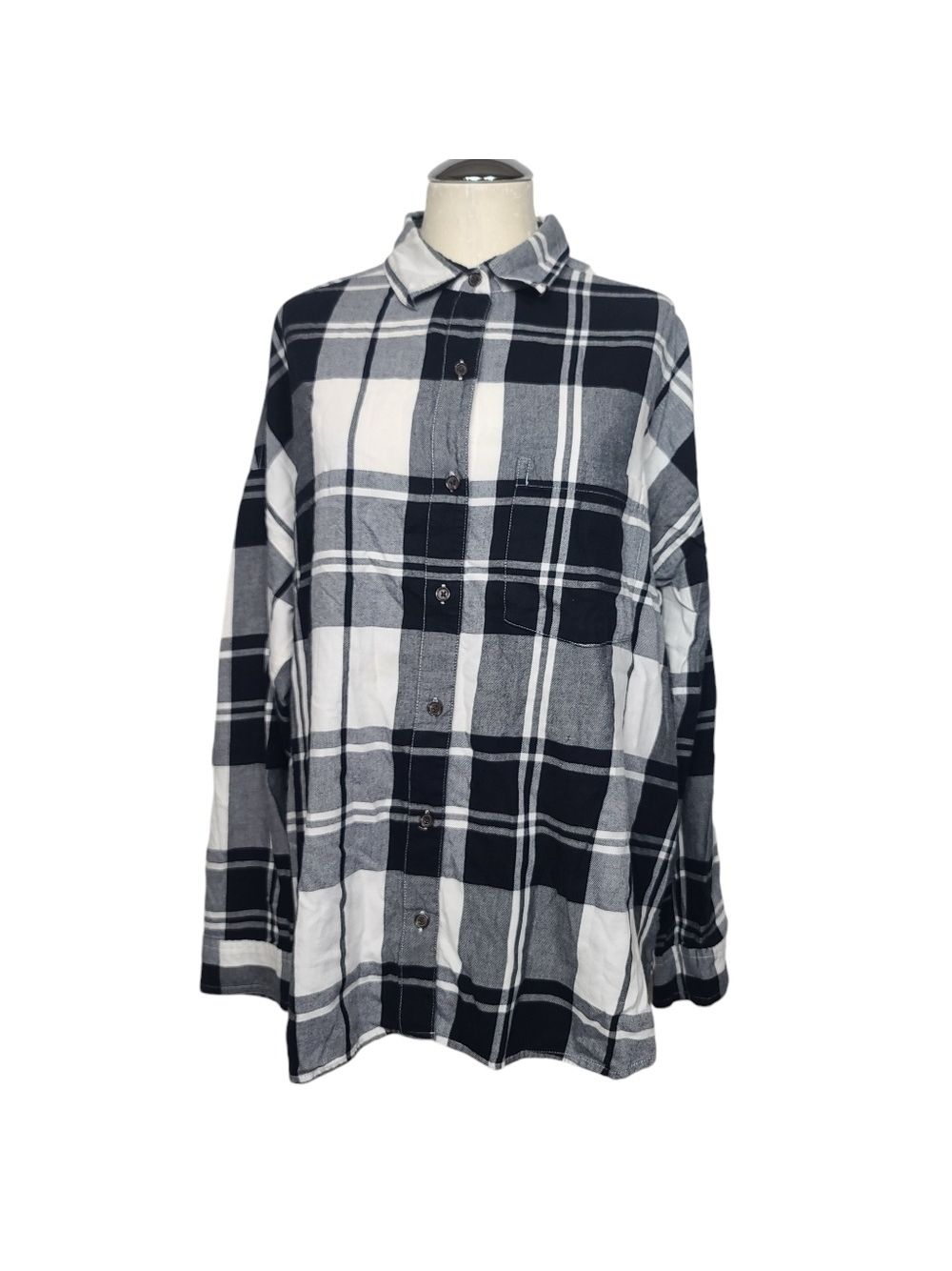 Old Navy Black White Gray Plaid Button Down Long Sleeves Boyfriend Shirt Xl